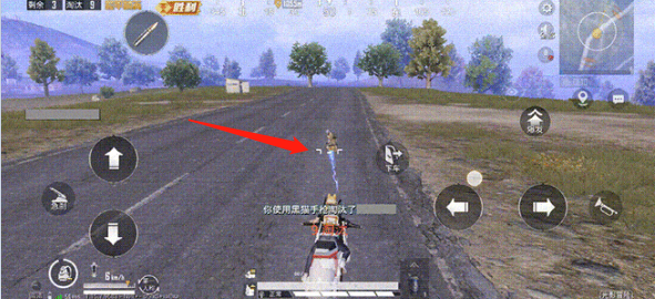 和平精英黑猫警长摩托车开枪秘籍