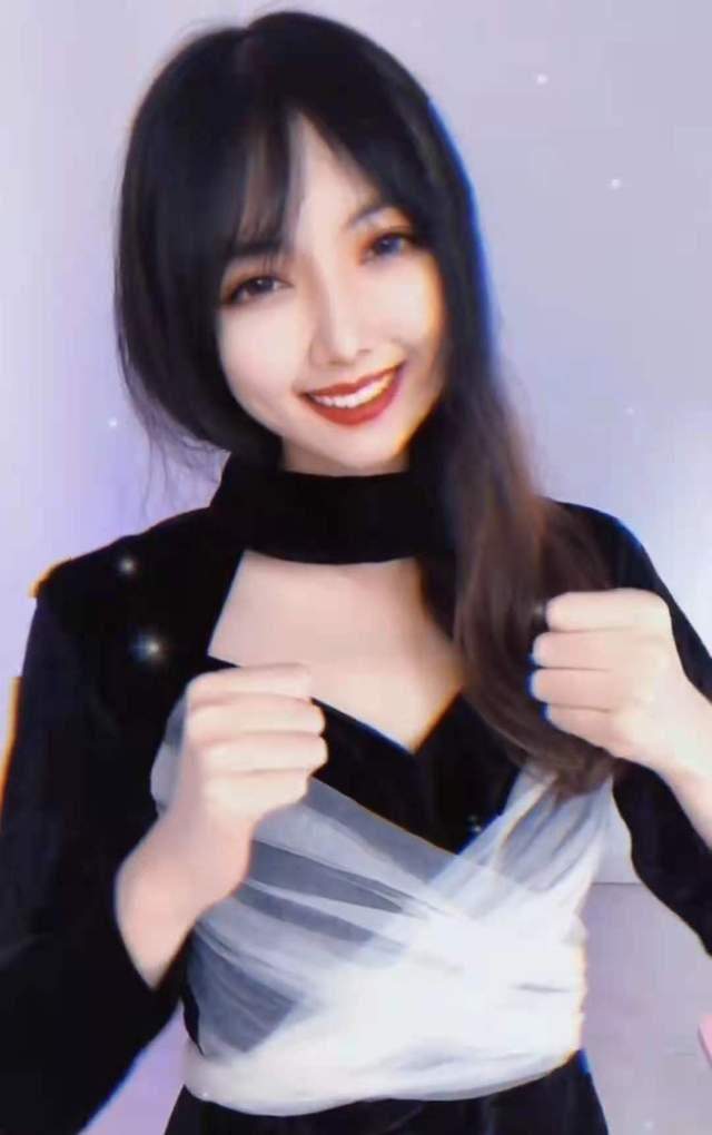 和平精英深山诡影皮肤值不值得抽?